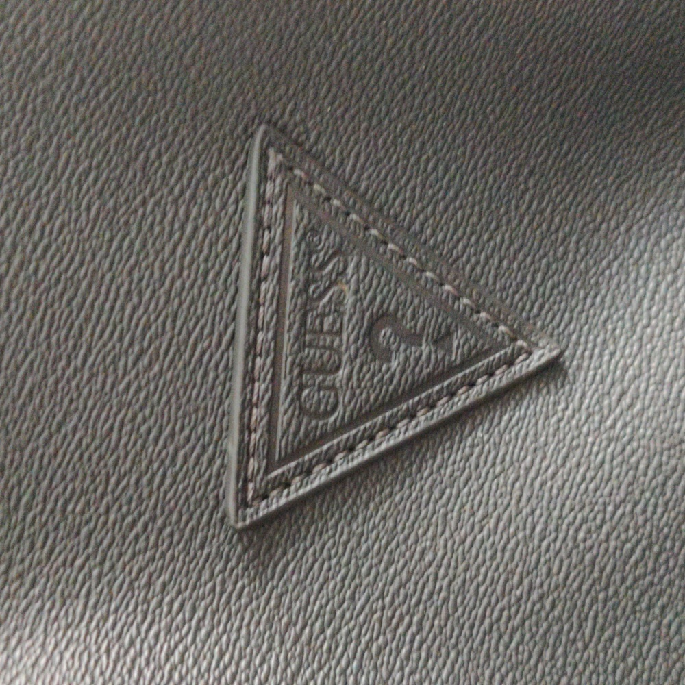 Guess backpack - Picture 2 of 4